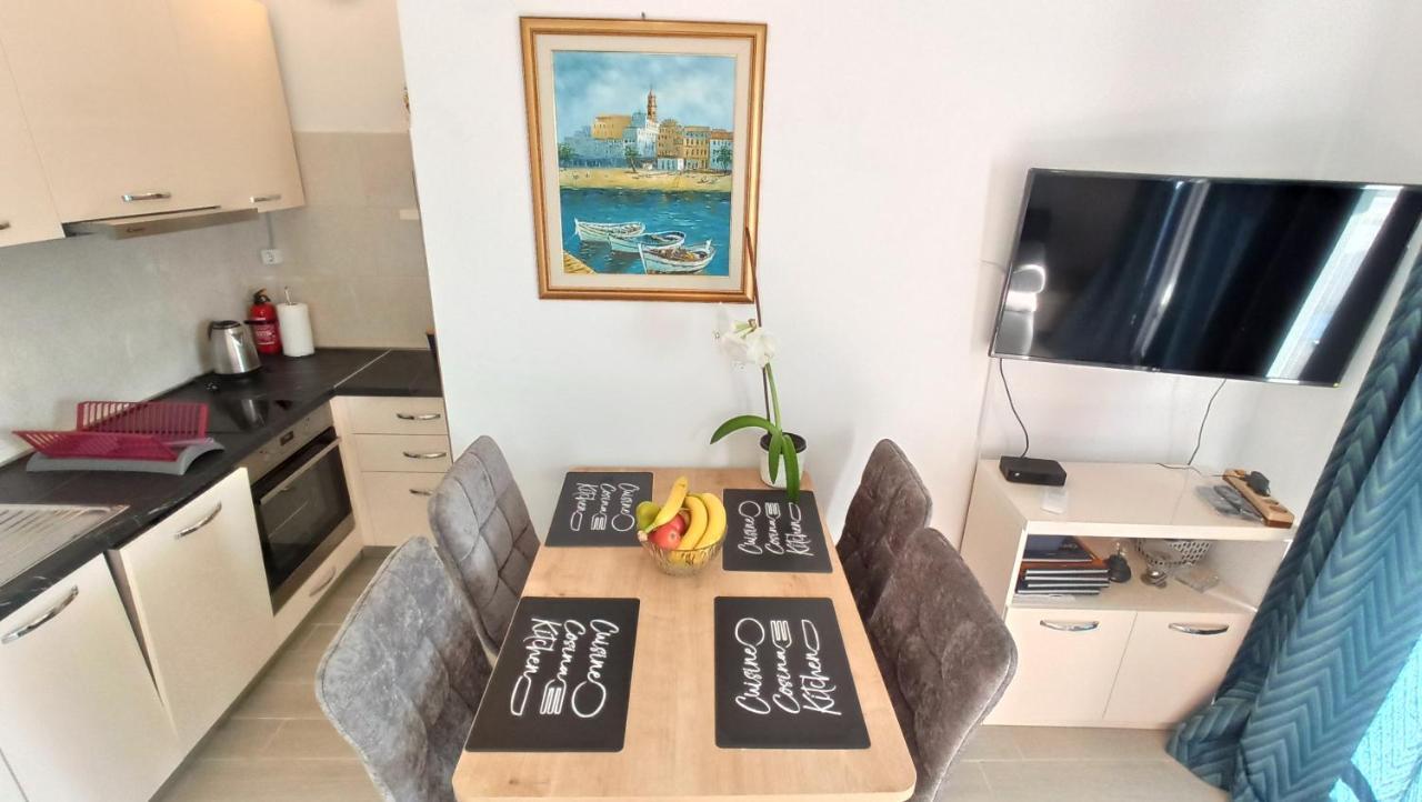 Jakopovic Apartments Рогозница Екстериор снимка
