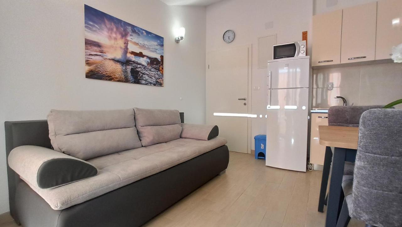 Jakopovic Apartments Рогозница Екстериор снимка