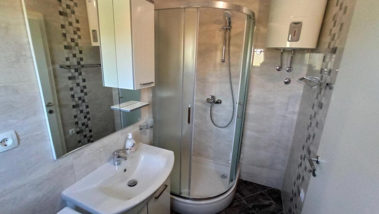 Jakopovic Apartments Рогозница Екстериор снимка